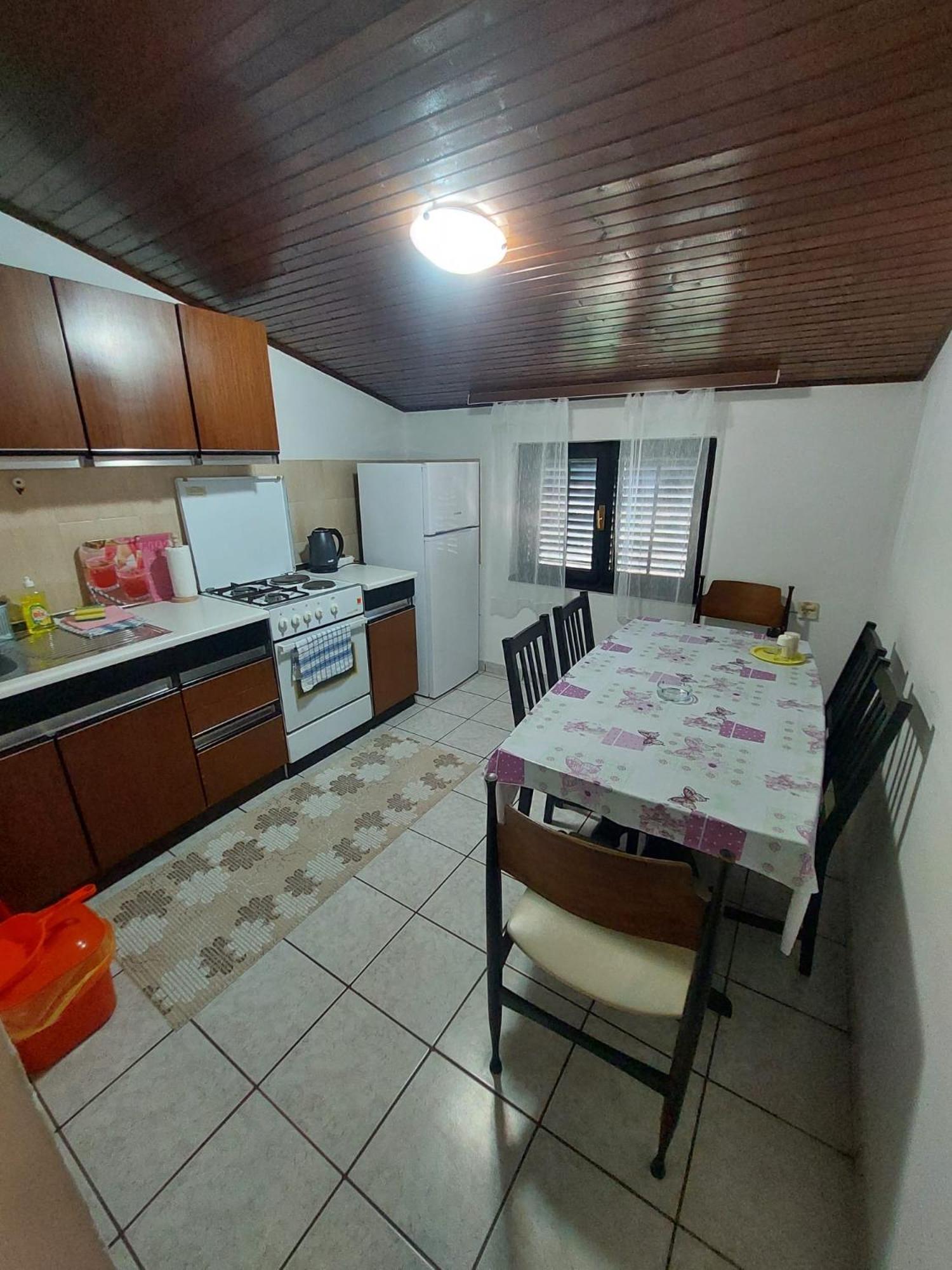 Apartmani Vuksanovic 파그 외부 사진