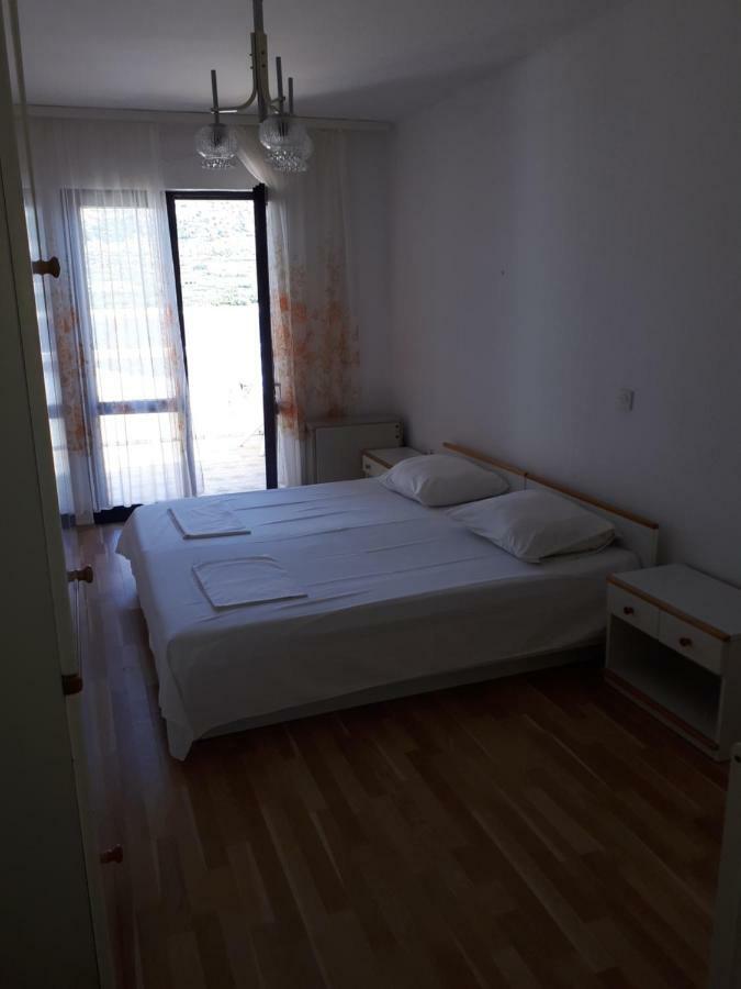 Apartmani Vuksanovic 파그 외부 사진